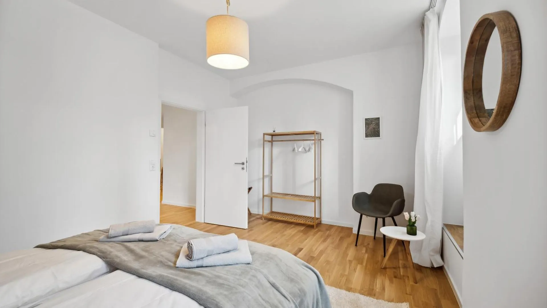 아파트 Wiener Palais Am Grossen Garten, Arbeitsplatz, Familie, 7 Pers, Smart-Tv 드레스덴