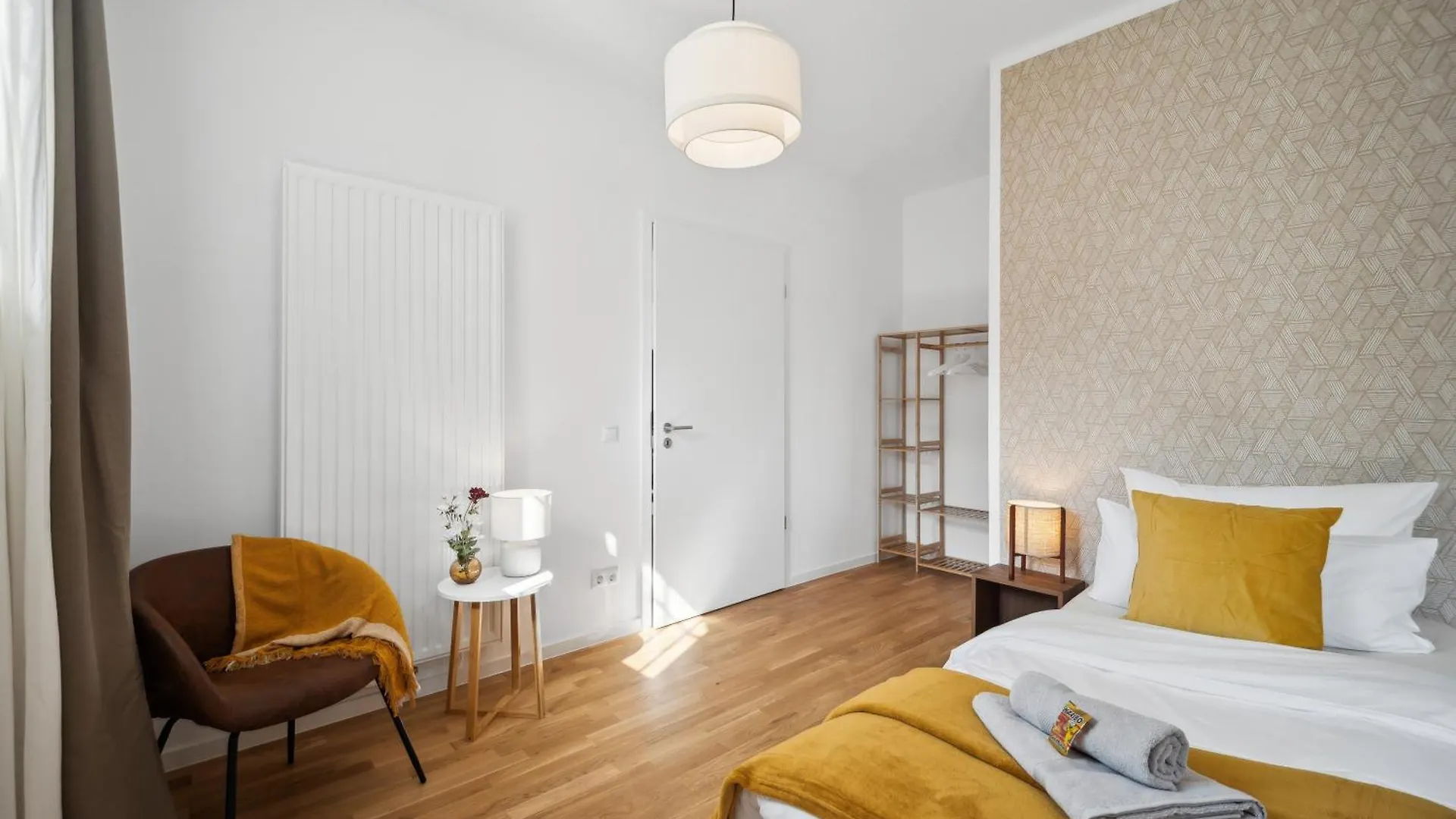 Wiener Palais Am Grossen Garten, Arbeitsplatz, Familie, 7 Pers, Smart-Tv 德累斯顿 公寓